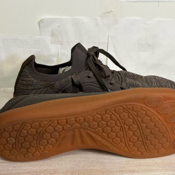 Brown Minimalist Sneakers with Suede Finish by relxfeet size 45 - Picture 3 of 6